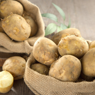 [익산원예농협]포슬포슬 국내산 제철 수미 25년 햇감자 흙감자 특 사이즈